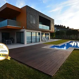 Vitoria - By Lovelystay Funchal (Madeira)